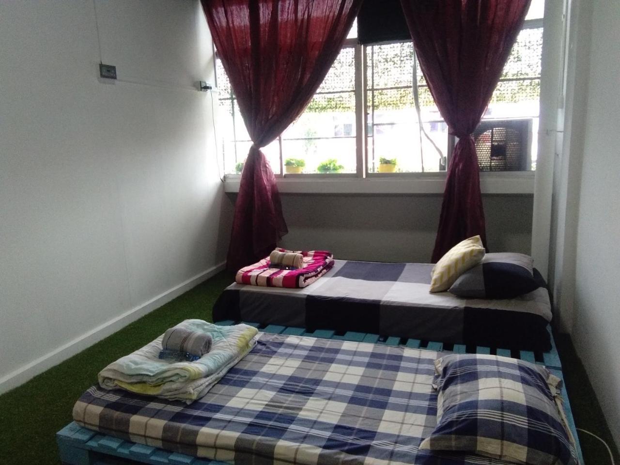 בנדר סרי בגאוואן Co.Living Hostel מראה חיצוני תמונה