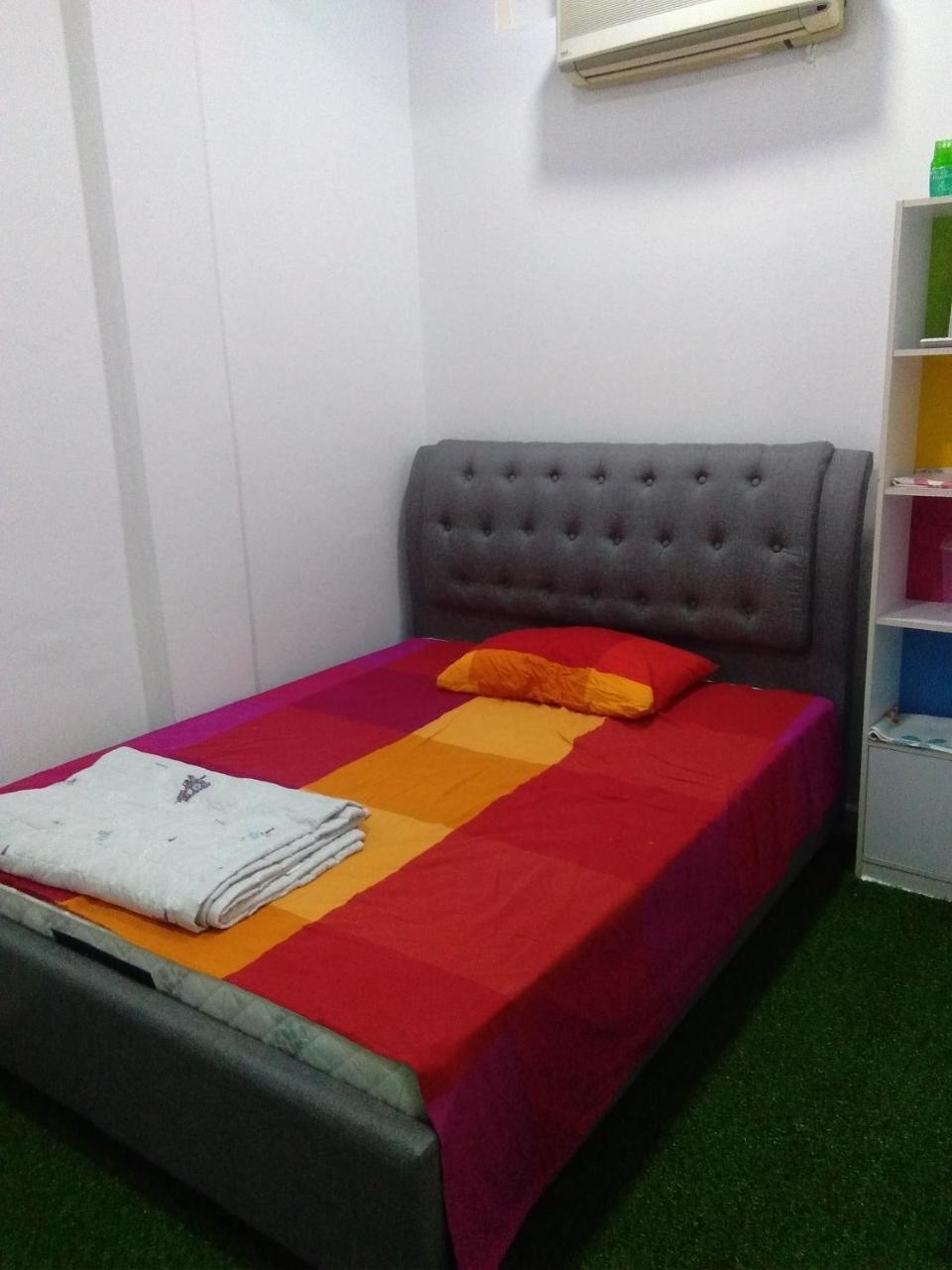 בנדר סרי בגאוואן Co.Living Hostel מראה חיצוני תמונה