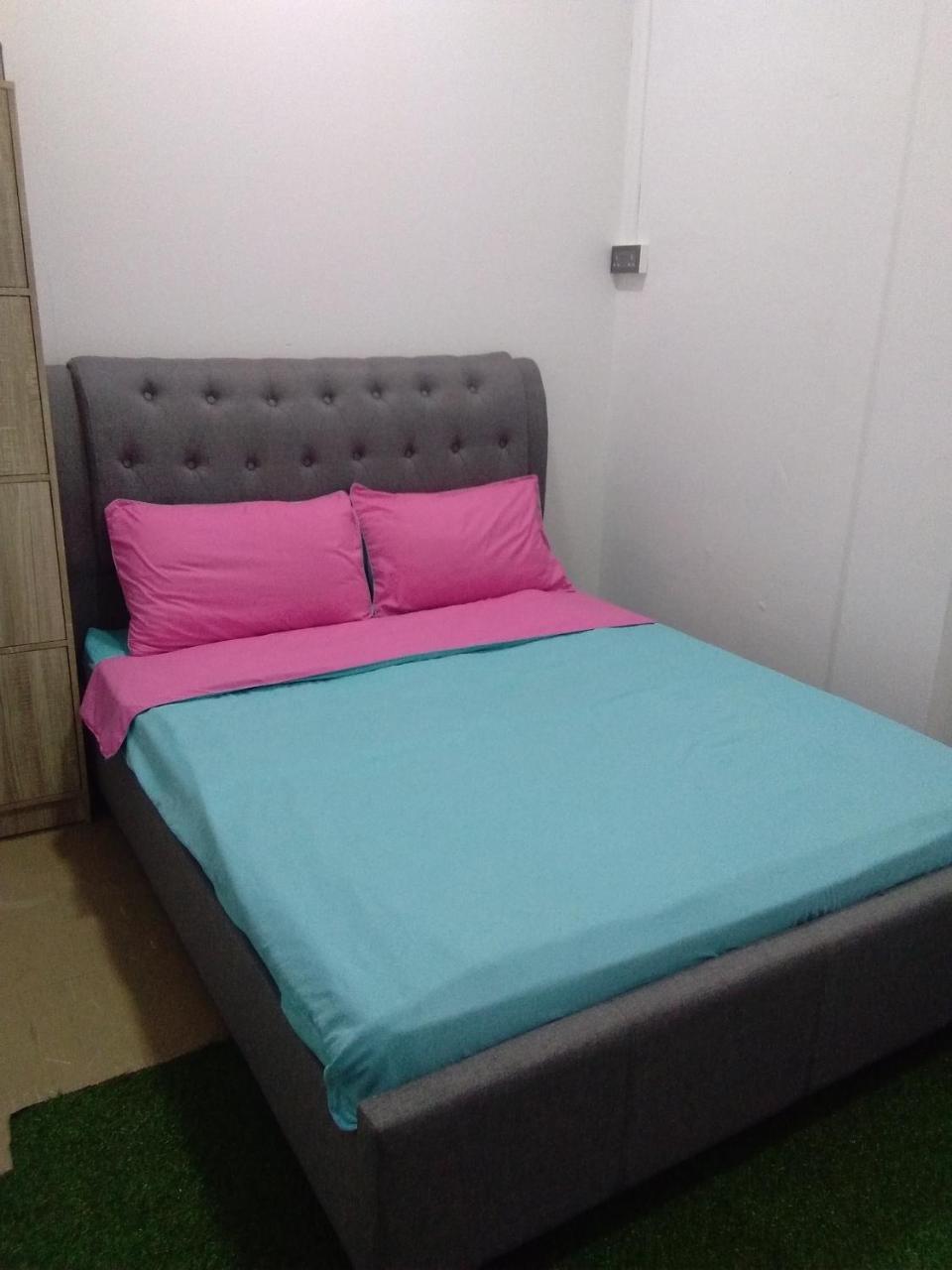 בנדר סרי בגאוואן Co.Living Hostel מראה חיצוני תמונה